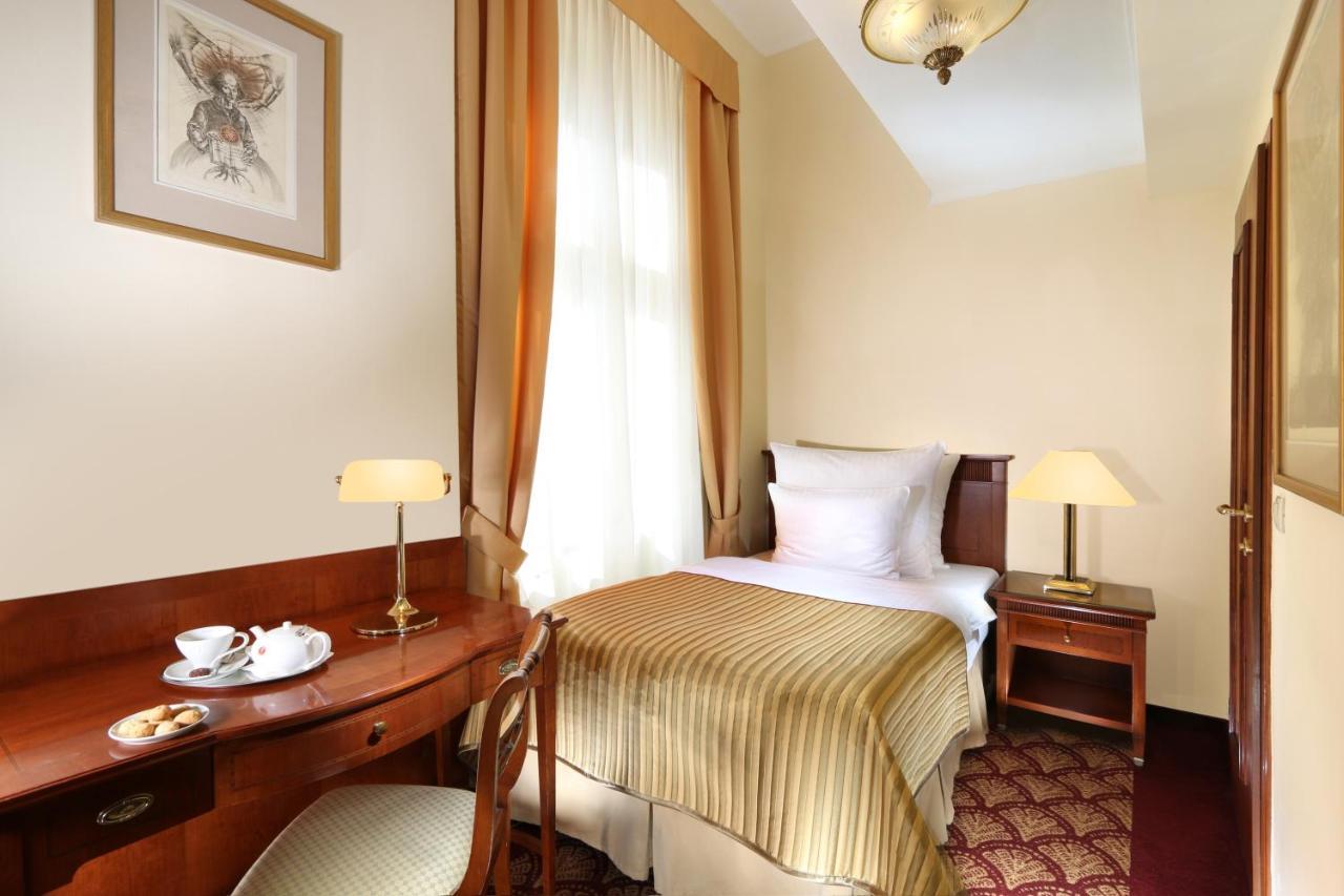 Art Nouveau Palace Hotel Prague Room photo